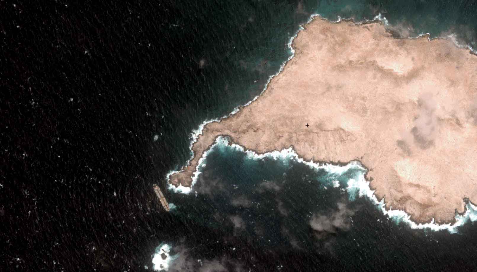 Oilspill Oman Satellite Image by Vantor 2026 Oilspill Oman Satellite Image by Vantor 2026